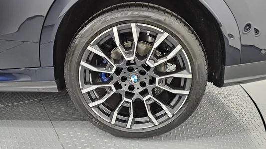 BMW X6 (G06) xDrive40i M 2024 21