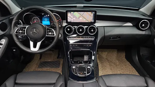 Mercedes-Benz C-Class W205 C200 2020 6