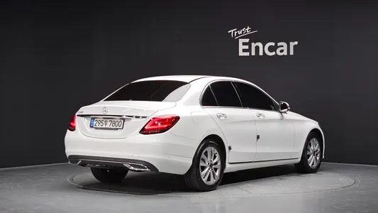 Mercedes-Benz C-Class W205 C200 2020