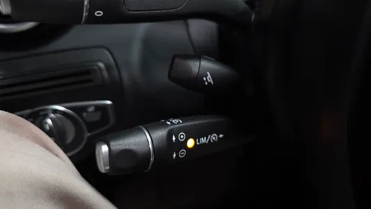 Mercedes-Benz C-Class W205 C200 2017 17