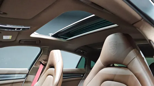 Porsche (971) 2.9 AWD E- 2023 18