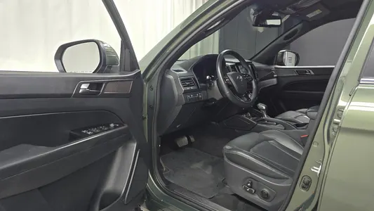 KG Mobility 렉스턴 스포츠 칸 2.2 4WD 2023 10
