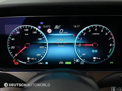 Mercedes-Benz E-Class W213 E300e 4MATIC 2022 8