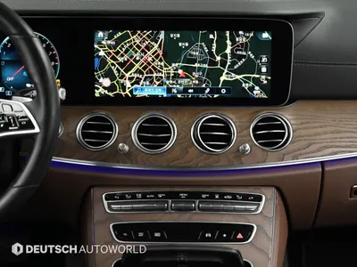Mercedes-Benz E-Class W213 E300e 4MATIC 2022 14
