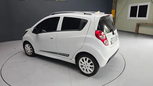 Chevrolet Spark 2015 4