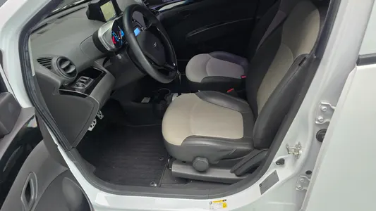 Chevrolet Spark 2015 5
