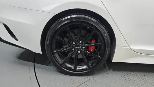 Kia Stinger 3.3 AWD 2019 5