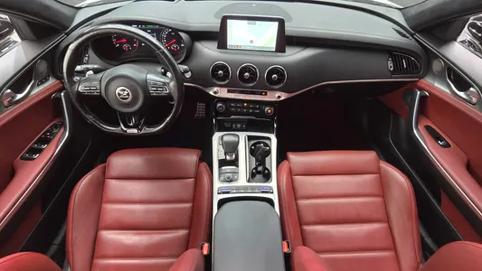 Kia Stinger 3.3 AWD 2019 7