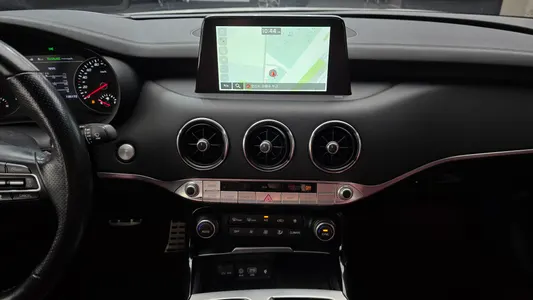 Kia Stinger 3.3 AWD 2019 12