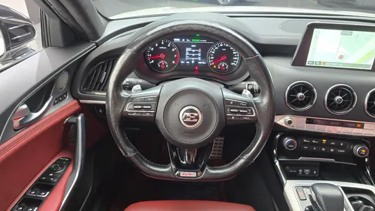 Kia Stinger 3.3 AWD 2019 13