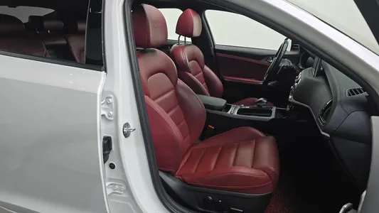 Kia Stinger 3.3 AWD 2019 26