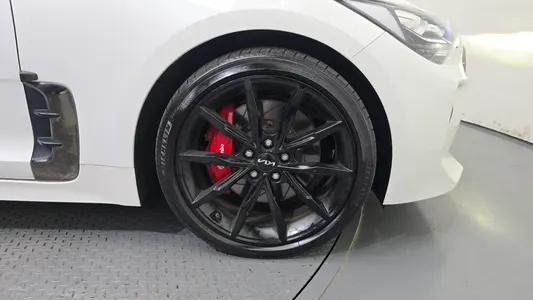 Kia Stinger 3.3 AWD 2019 21