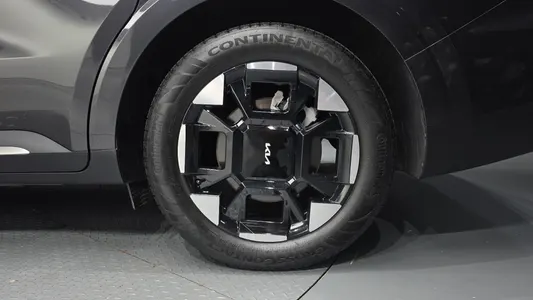 Kia 4 7 2024 21