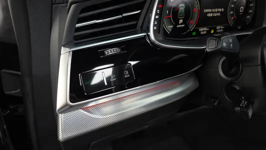 Audi Q8 (4M) 45 TDI 2021 20
