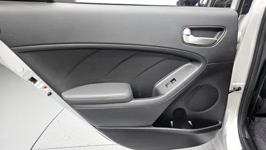 Kia K3 2013 26