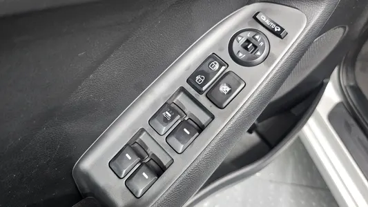 Kia K3 2013 28