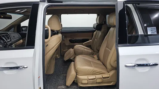 Kia 카니발 7 2019 12