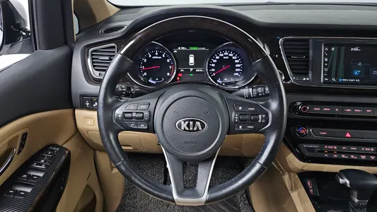 Kia 카니발 7 2019 14