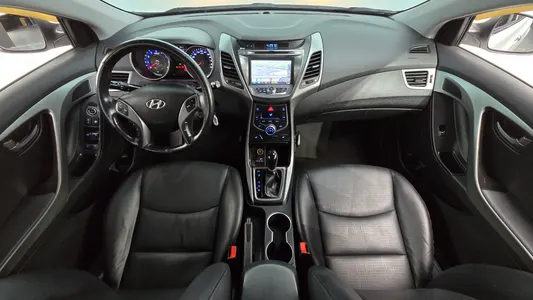 Hyundai 아반떼 1.6 GDi 2013 7