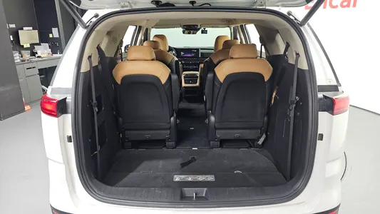 Kia Carnival 9 2023 19