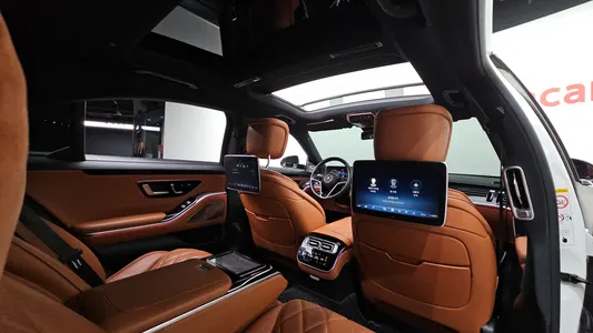 Mercedes-Benz S-Class W223 S450L 4MATIC 2022 35
