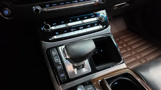 Genesis EQ900 3.8 GDI AWD 2017 9