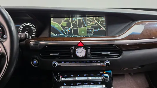 Genesis EQ900 3.8 GDI AWD 2017 13