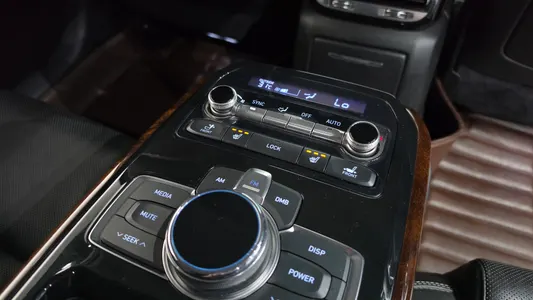 Genesis EQ900 3.8 GDI AWD 2017 34