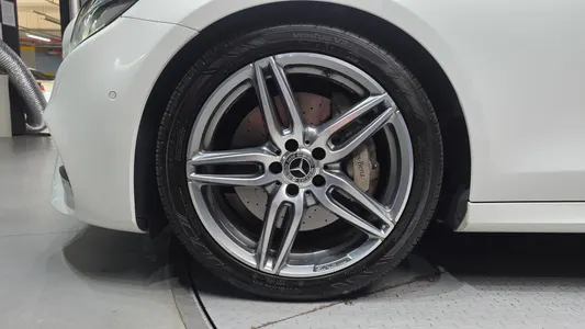 Mercedes-Benz E-Class W213 E300 AMG Line 2018 5