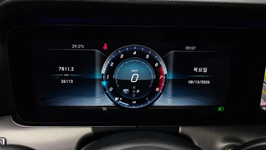 Mercedes-Benz E-Class W213 E300 AMG Line 2018 8