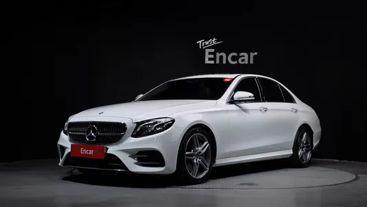 Mercedes-Benz E-Class W213 E300 AMG Line 2018