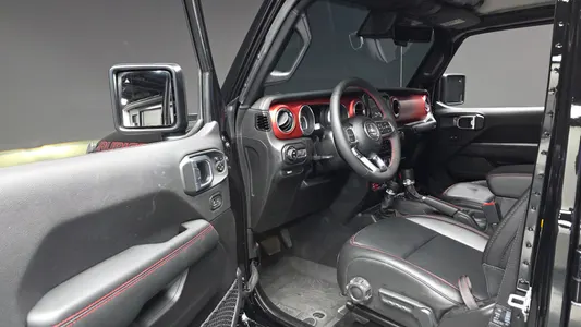 Jeep (JT) 3.6 2023 10