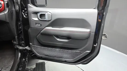 Jeep (JT) 3.6 2023 24