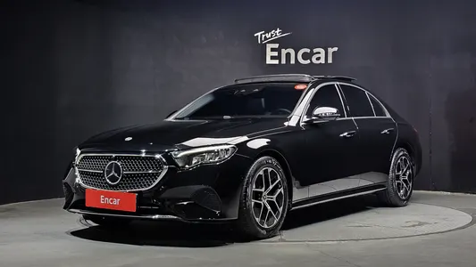 Mercedes-Benz E-Class W214 E200 2025