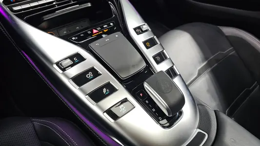Mercedes-Benz AMG GT 4 43 4MATIC+ 2021 9