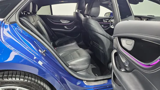 Mercedes-Benz AMG GT 4 43 4MATIC+ 2021 11
