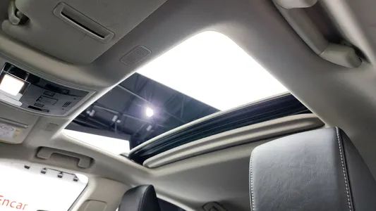 Lexus ES300h 7 2023 19