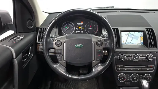 Land Rover 2 2.2 SD4 HSE 2014 13