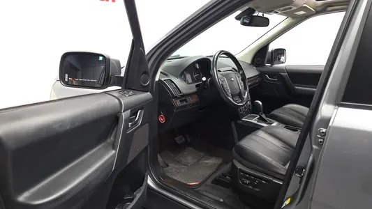 Land Rover 2 2.2 SD4 HSE 2014 10