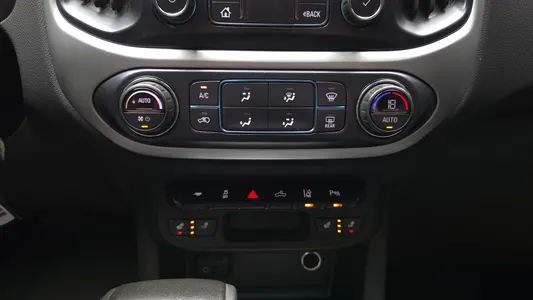 Chevrolet 콜로라도 3.6 -X 4WD 2020 16