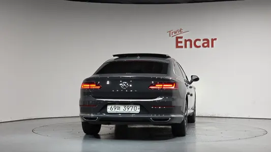 Volkswagen 아테온 2.0 TDI 2019 4