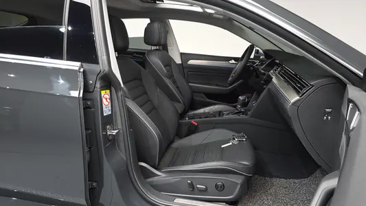 Volkswagen 아테온 2.0 TDI 2019 26