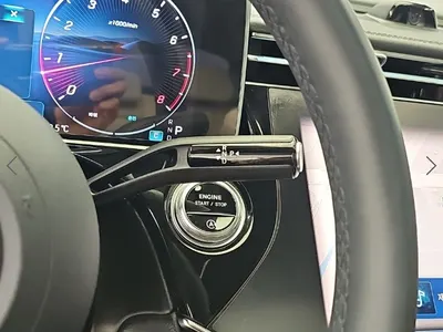 Mercedes-Benz E-Class W214 E300 4MATIC AMG Line 2025 9