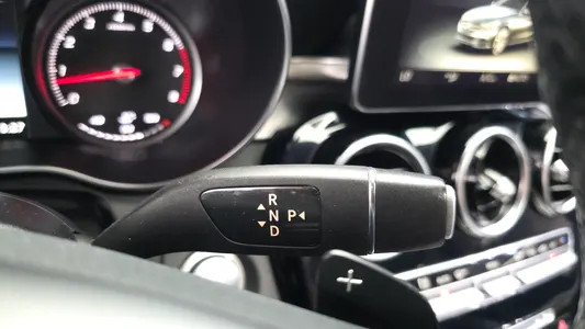 Mercedes-Benz C-Class W205 C200 2015 9