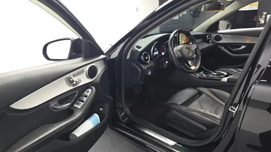 Mercedes-Benz C-Class W205 C200 2015 10
