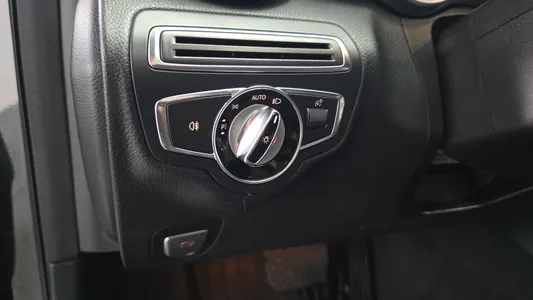 Mercedes-Benz C-Class W205 C200 2015 18