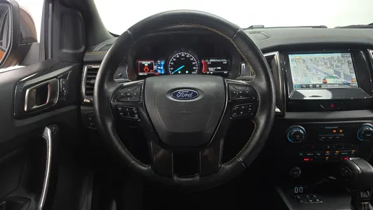 Ford 3 2.0 2022 13