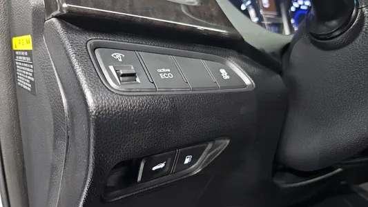 Hyundai Grandeur HG HG240 2011 30