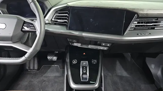 Audi Q4 e- (F4) 45 2025 13