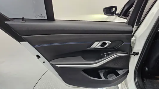 BMW 3 Series (G20) 320d M 2019 25